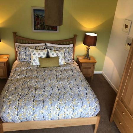 Harris White Cottage Rodel Екстериор снимка