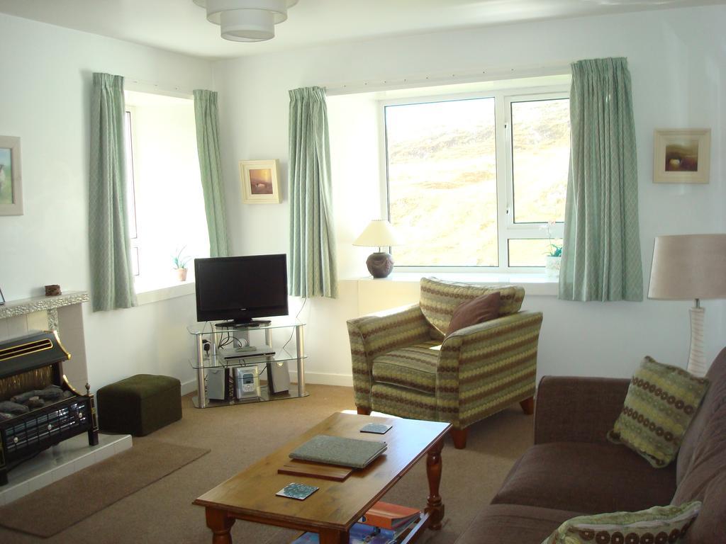 Harris White Cottage Rodel Екстериор снимка